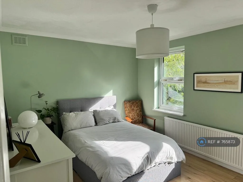 2 bedroom detached house for rent