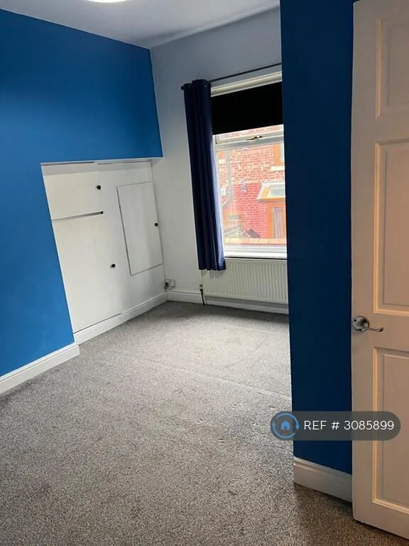 4 bedroom terraced house for rent