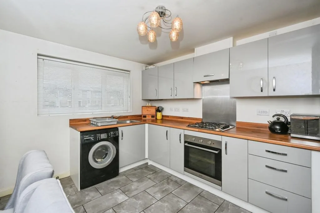 2 bedroom terraced house for rent
