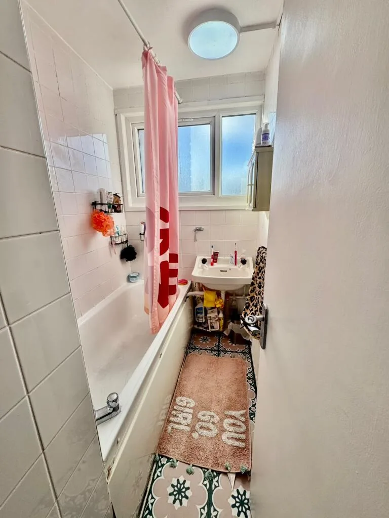 1 bedroom maisonette for rent