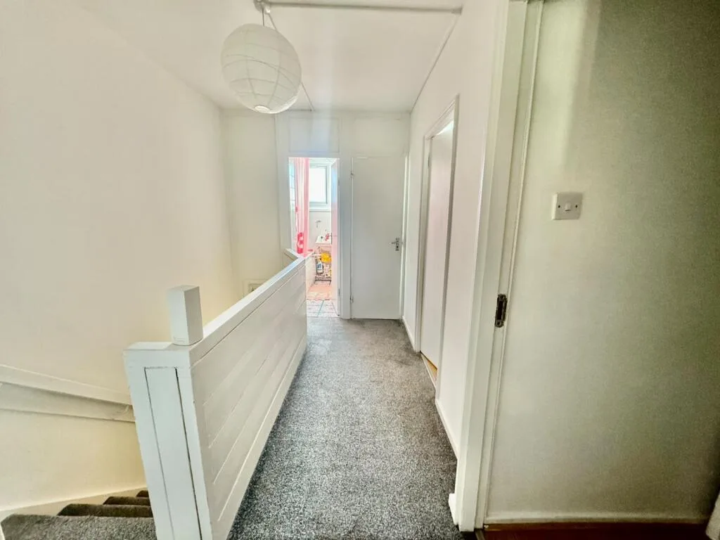 1 bedroom maisonette for rent