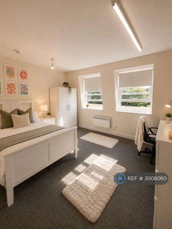 5 bedroom flat for rent