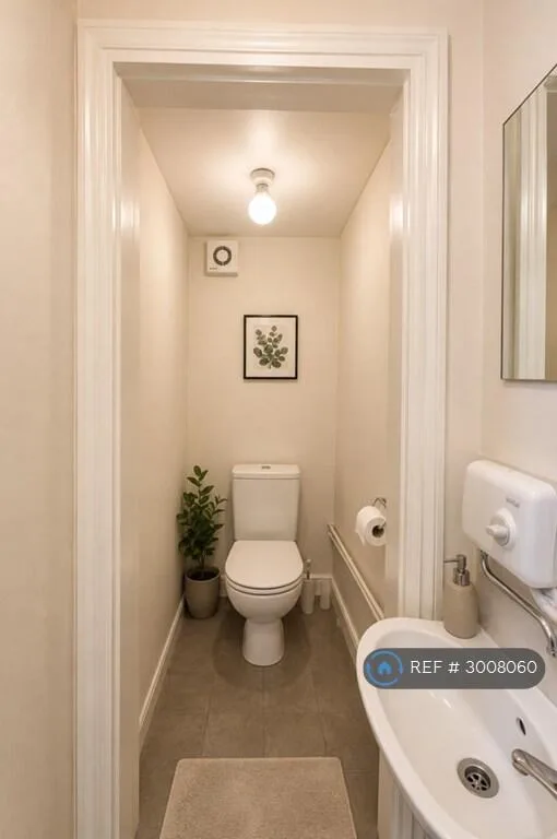 5 bedroom flat for rent