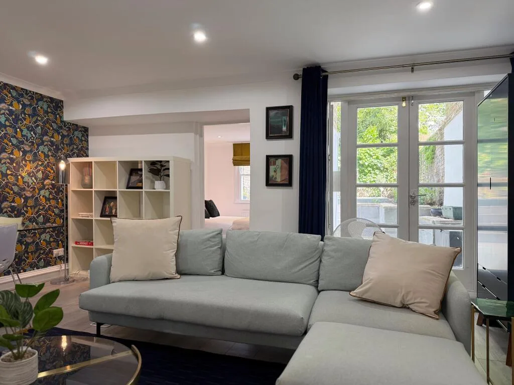 2 bedroom apartment for rent
