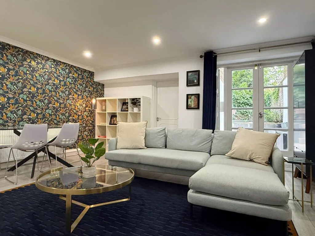 2 bedroom apartment for rent