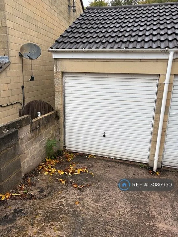 3 bedroom end of terrace house for rent