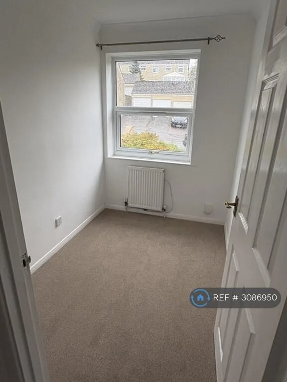 3 bedroom end of terrace house for rent