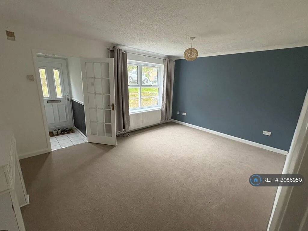 3 bedroom end of terrace house for rent