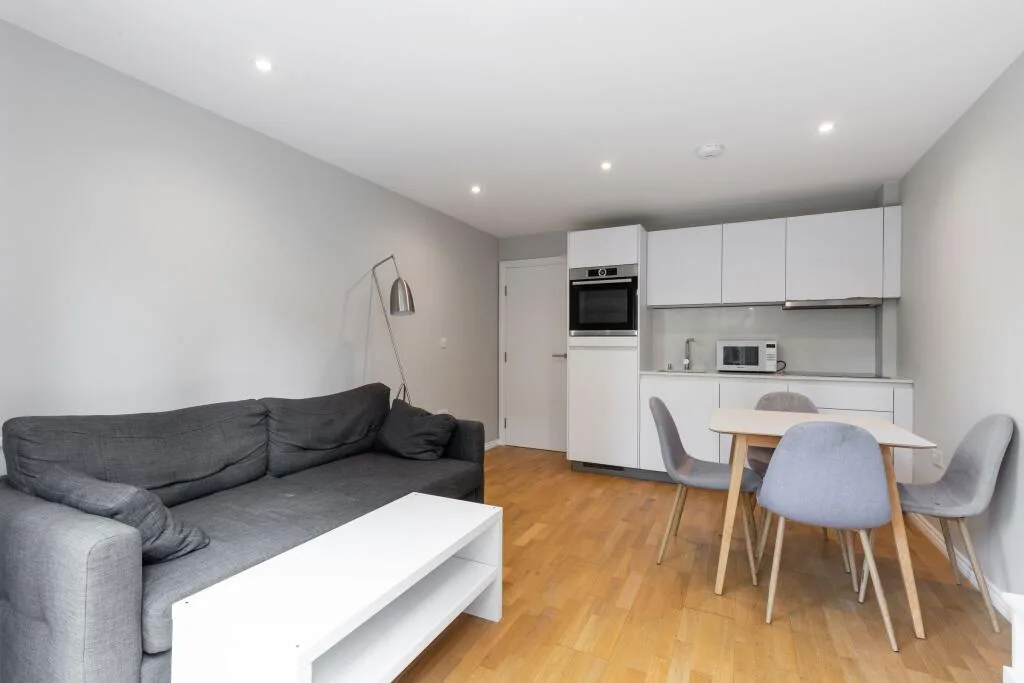 2 bedroom ground floor flat for rent