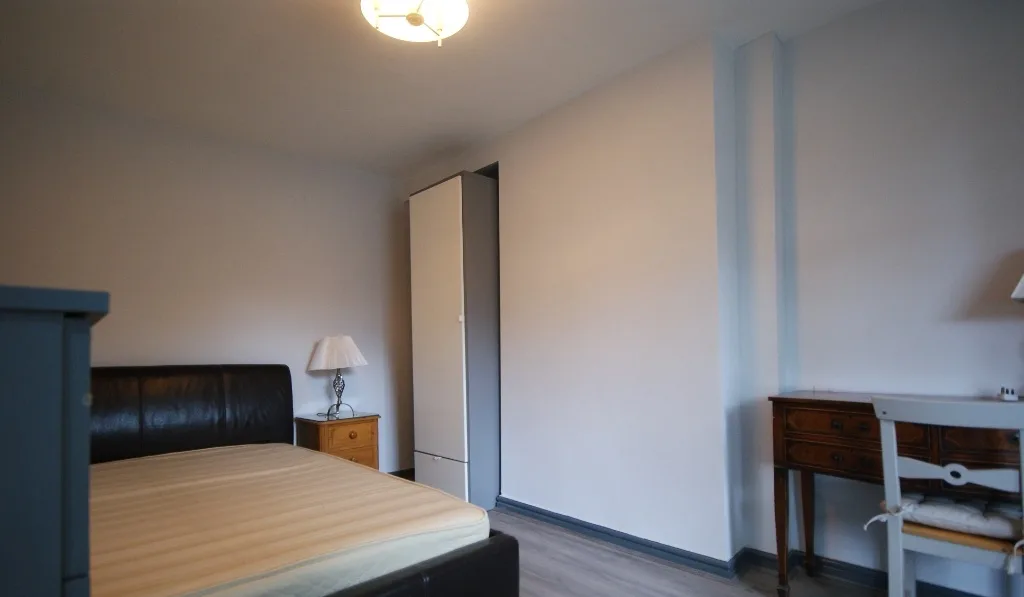 4 bedroom end of terrace house for rent