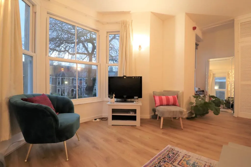 Studio flat for rent