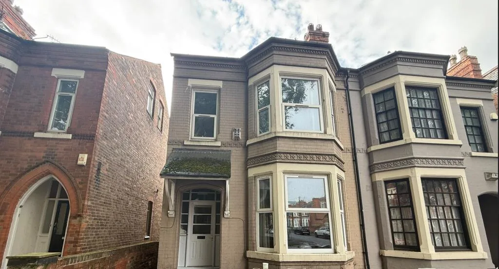 5 bedroom house for rent
