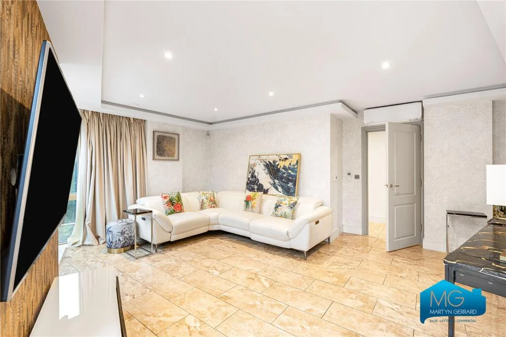 3 bedroom apartment for rent