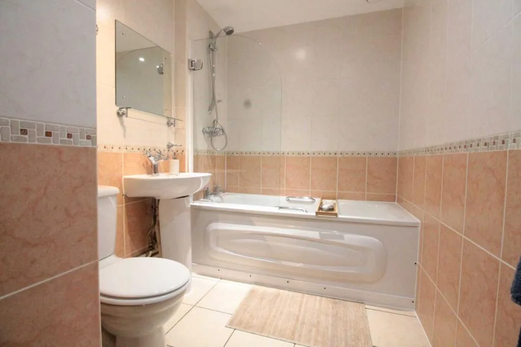 2 bedroom apartment for rent