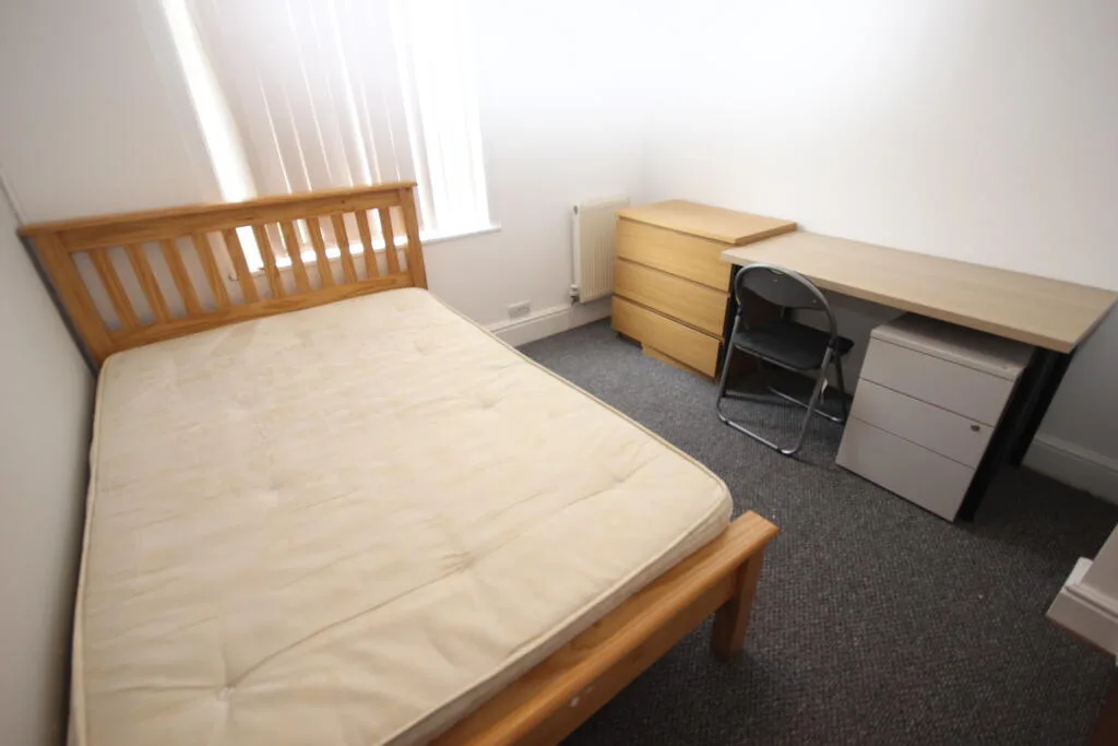 4 bedroom terraced house for rent