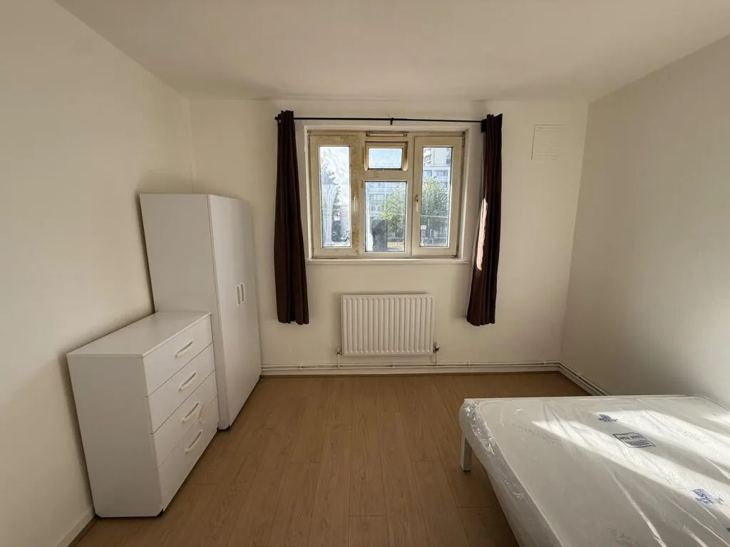 4 bedroom flat for rent