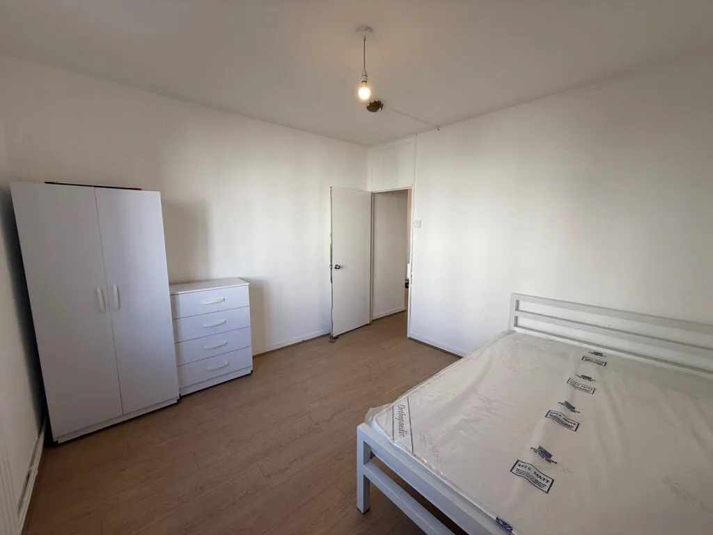 4 bedroom flat for rent