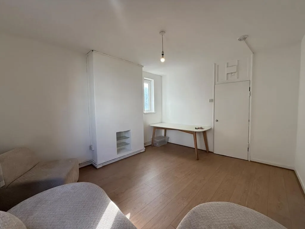 4 bedroom flat for rent
