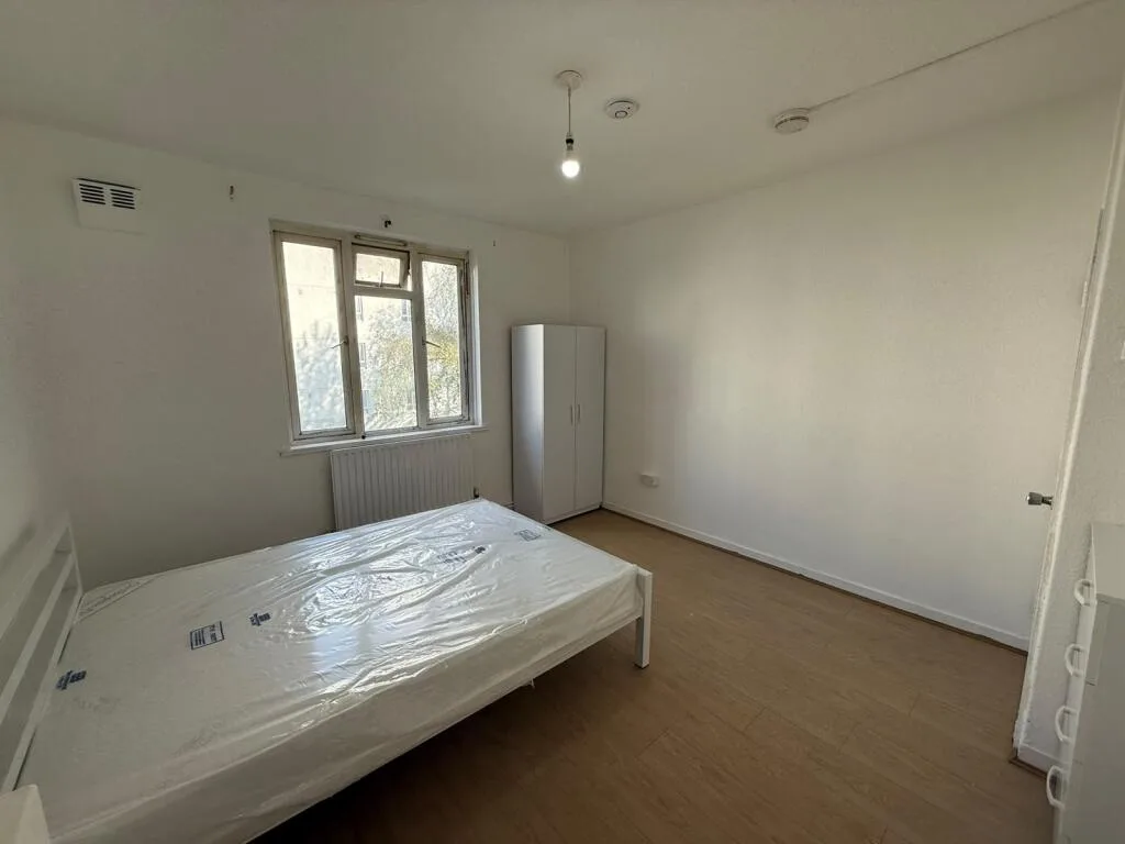 4 bedroom flat for rent