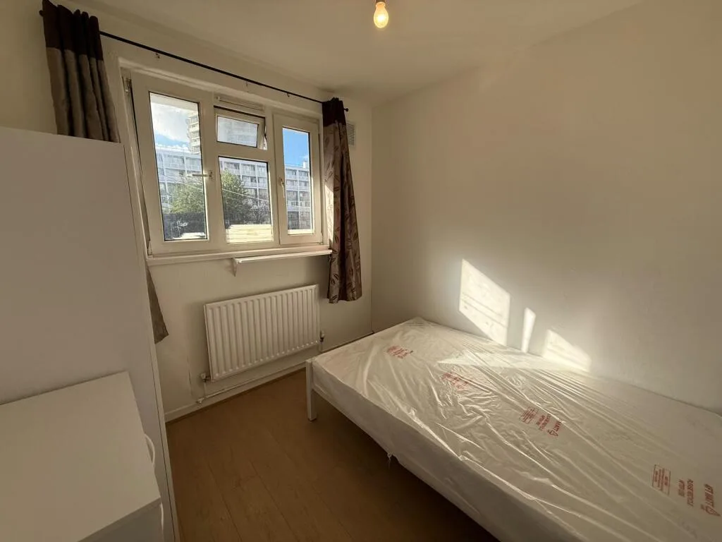 4 bedroom flat for rent