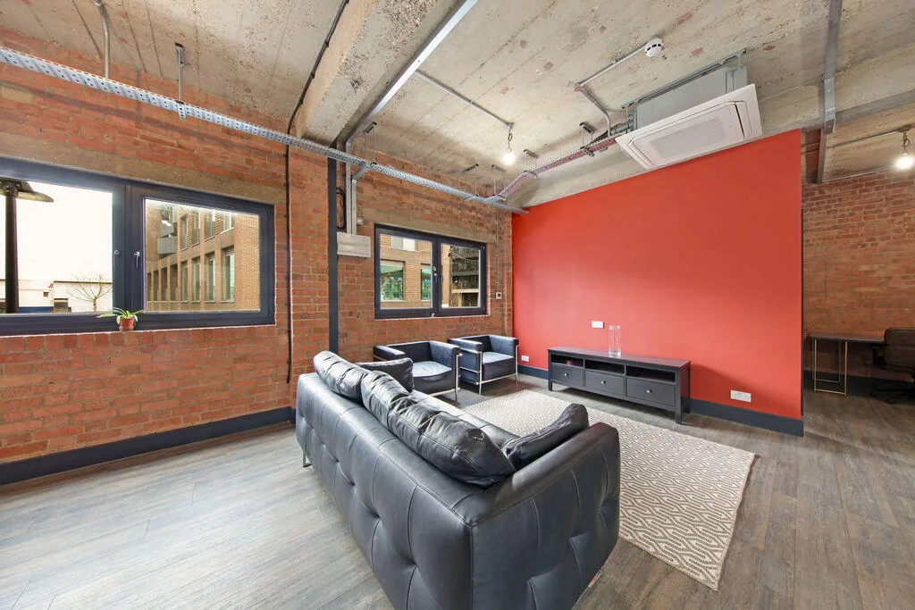 1 bedroom detached house for rent
