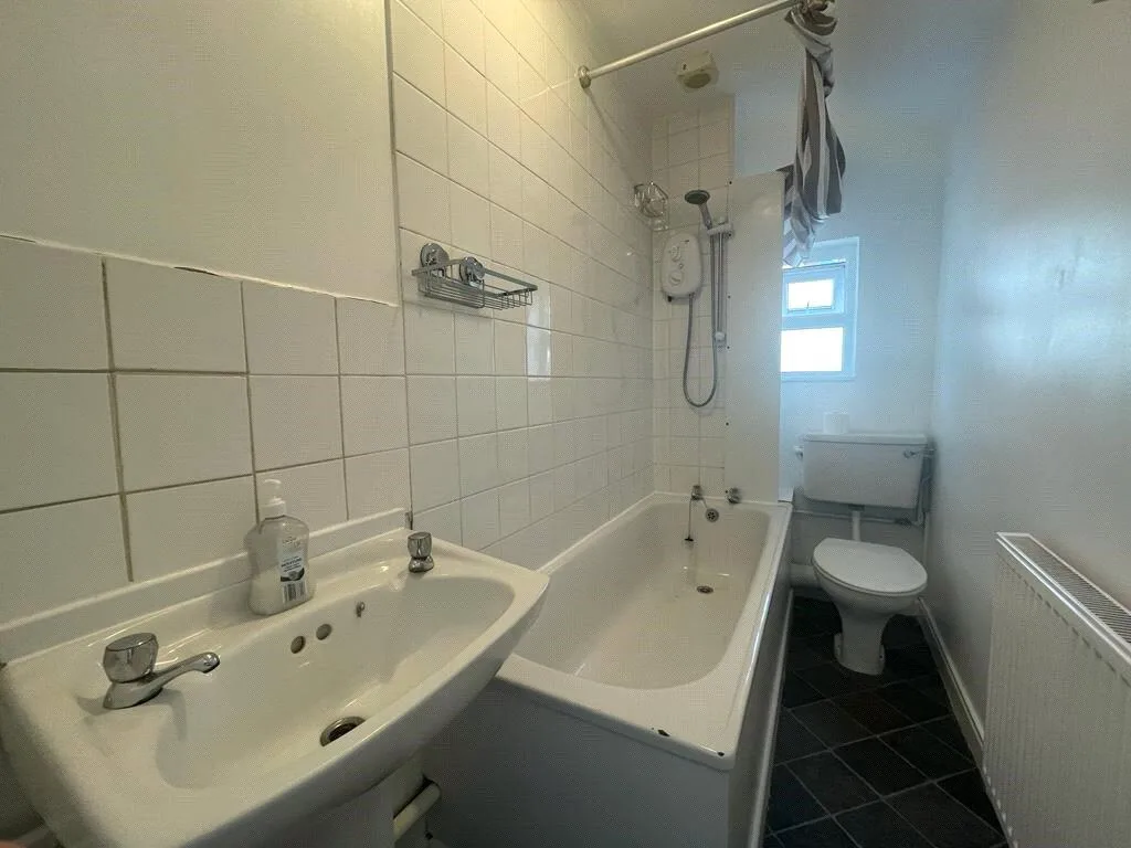 5 bedroom house for rent