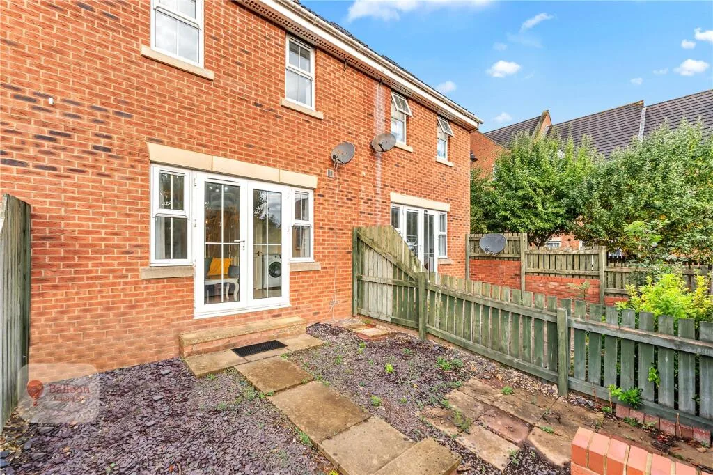 4 bedroom terraced house for rent