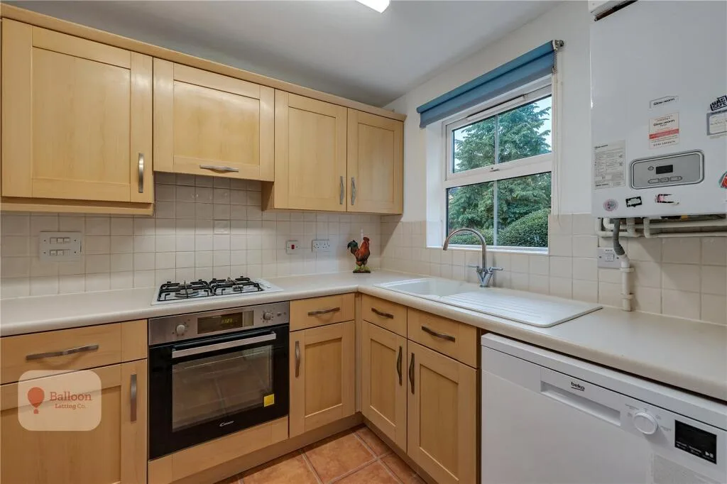 4 bedroom terraced house for rent