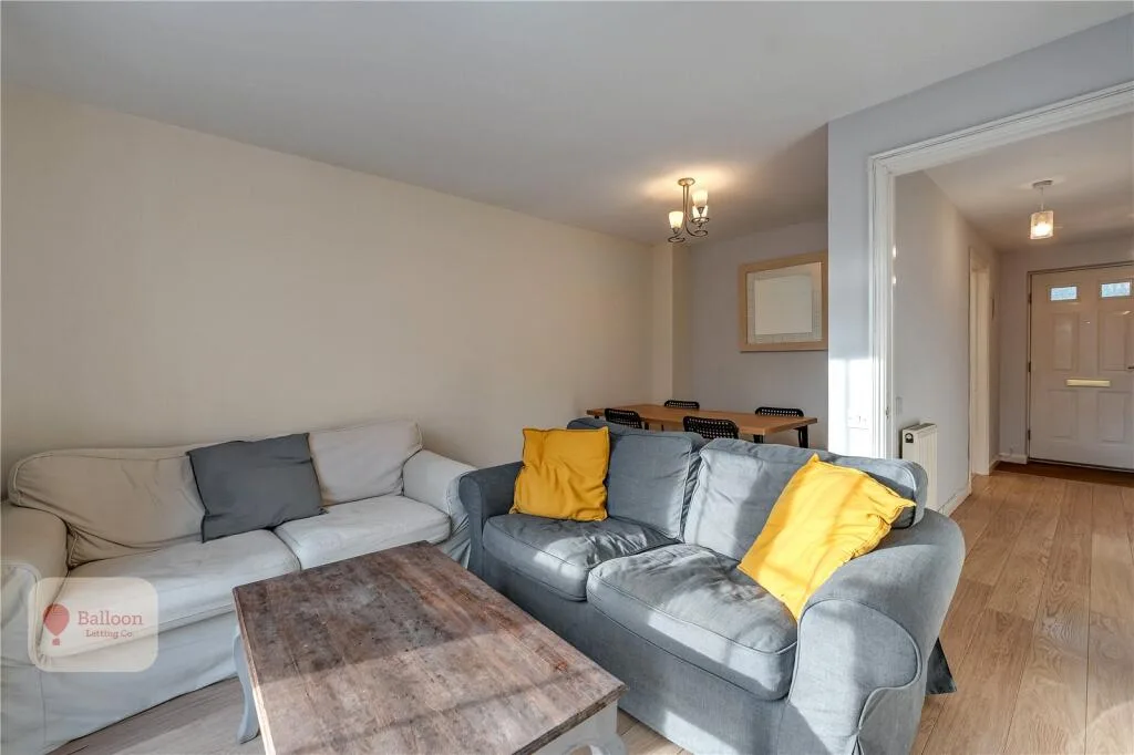 4 bedroom terraced house for rent