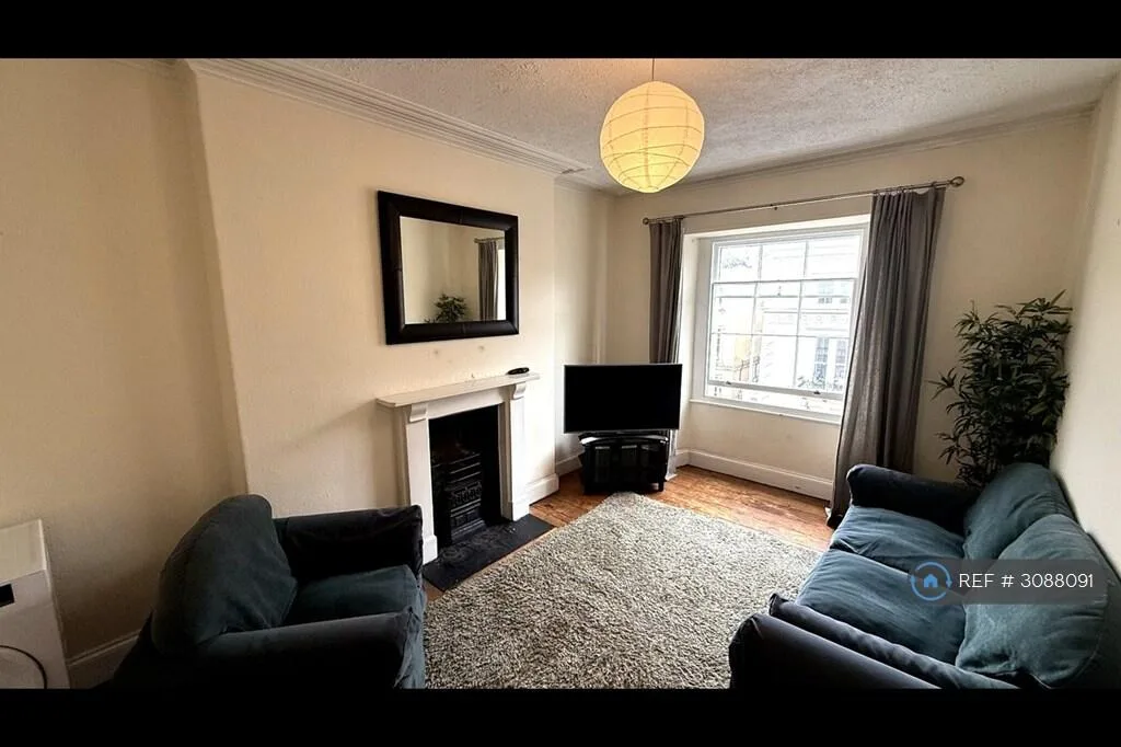 4 bedroom maisonette for rent