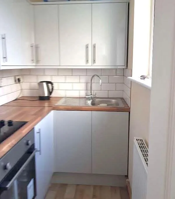 6 bedroom maisonette for rent