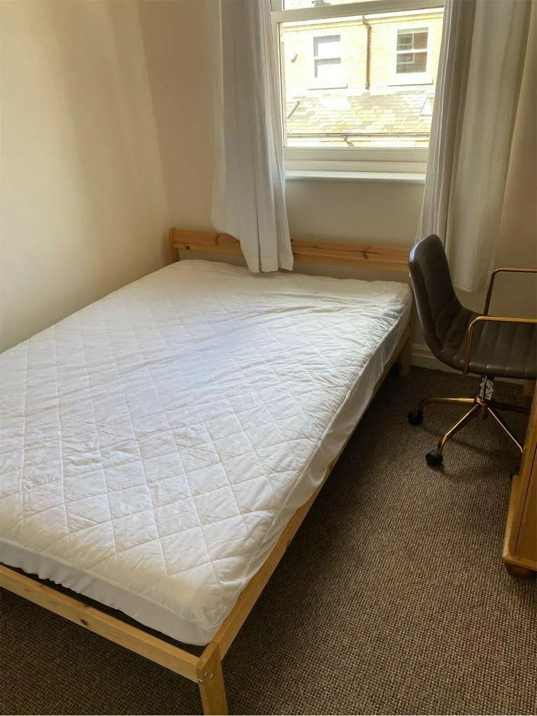 6 bedroom terraced house for rent