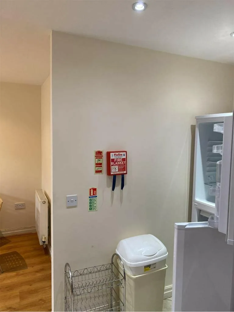 6 bedroom terraced house for rent