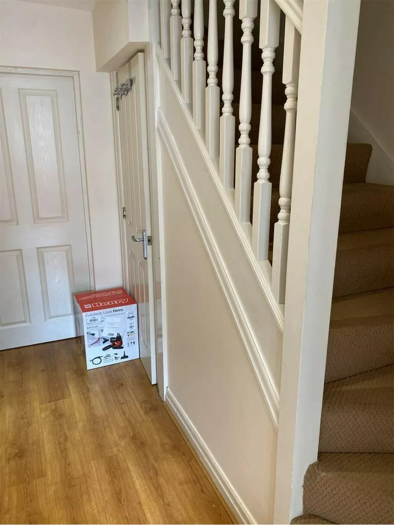 6 bedroom terraced house for rent