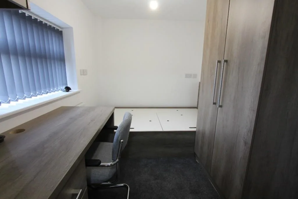 4 bedroom flat for rent
