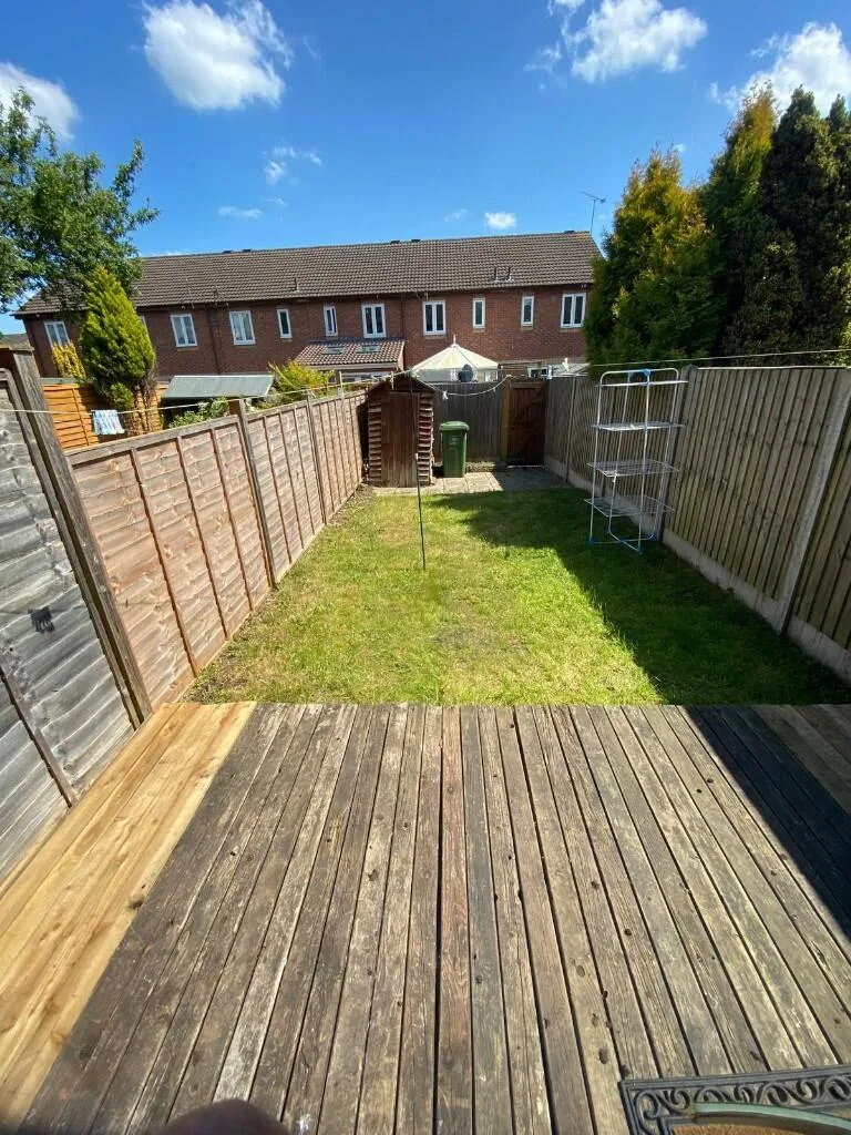 2 bedroom semi-detached house for rent