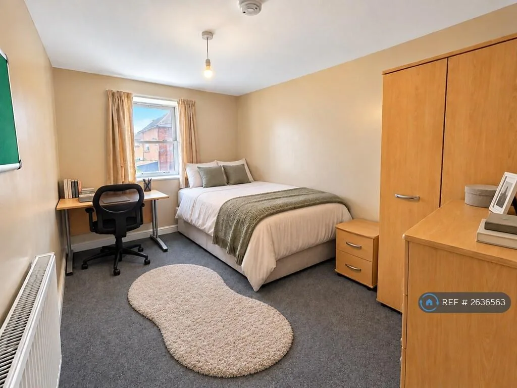 4 bedroom flat for rent