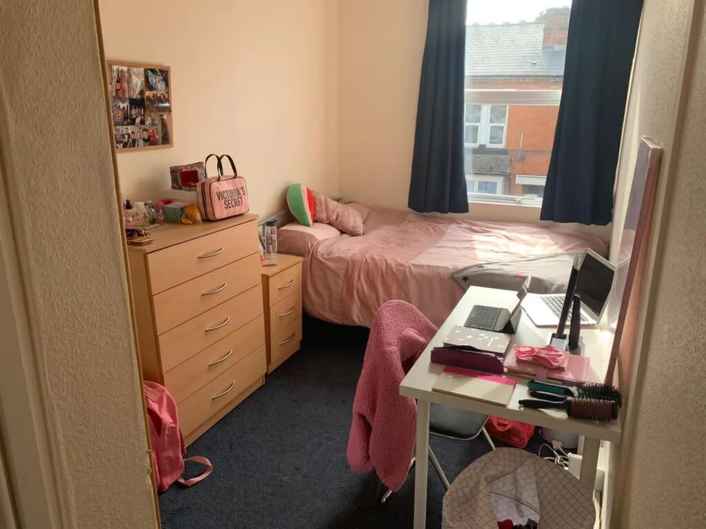 5 bedroom house for rent