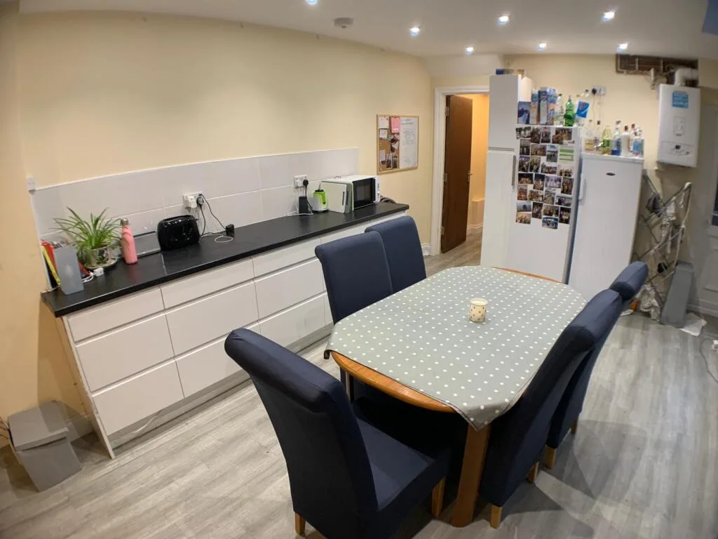 5 bedroom house for rent