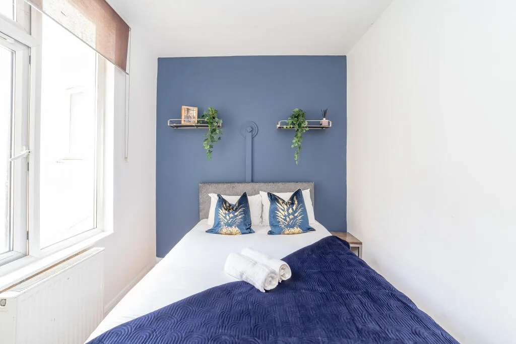 3 bedroom flat for rent