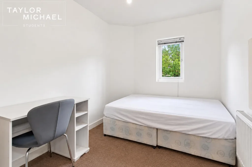 6 bedroom terraced house for rent