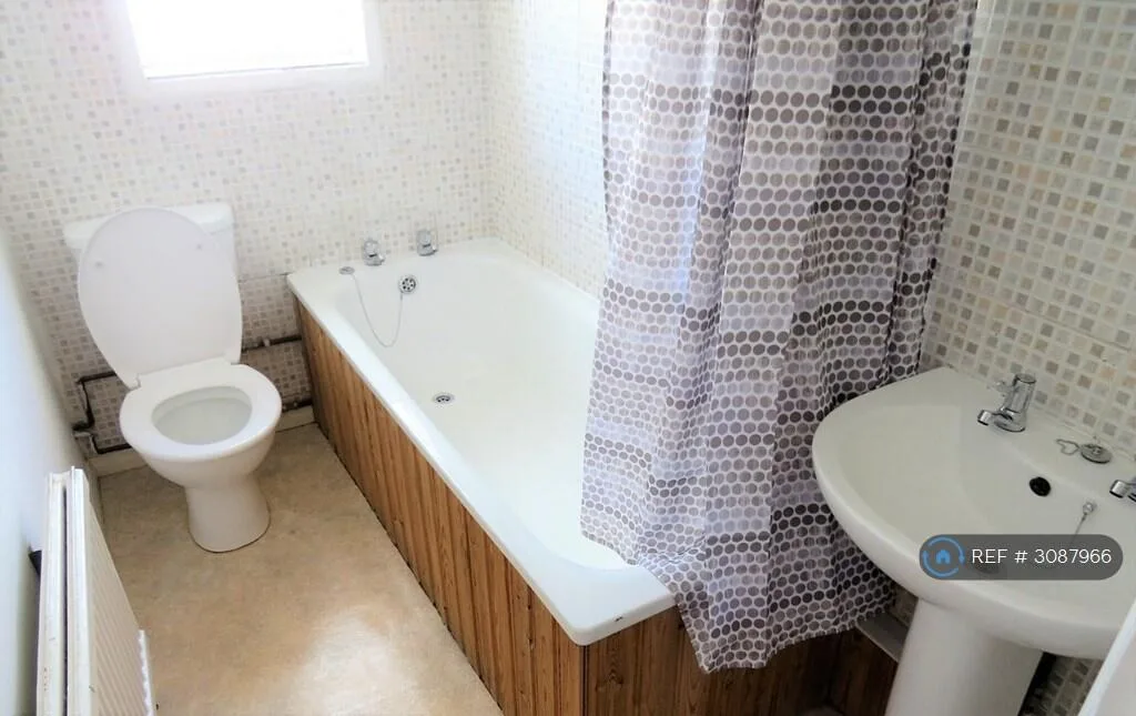 6 bedroom terraced house for rent