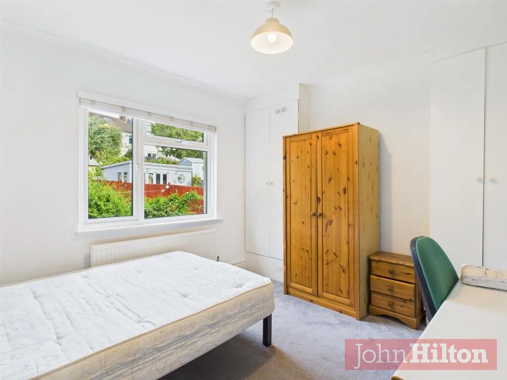 4 bedroom terraced house for rent
