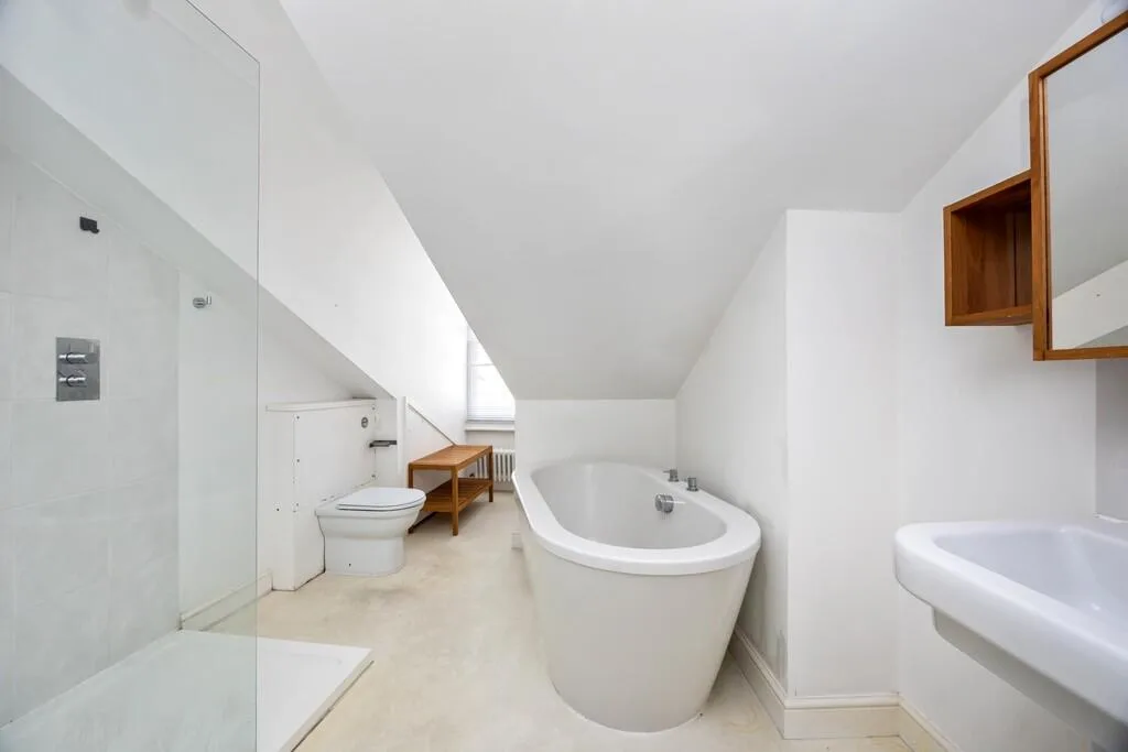 3 bedroom apartment for rent