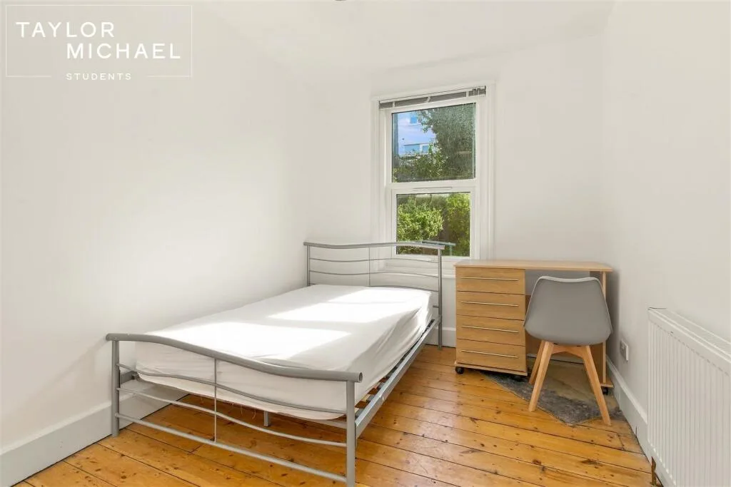 4 bedroom terraced house for rent