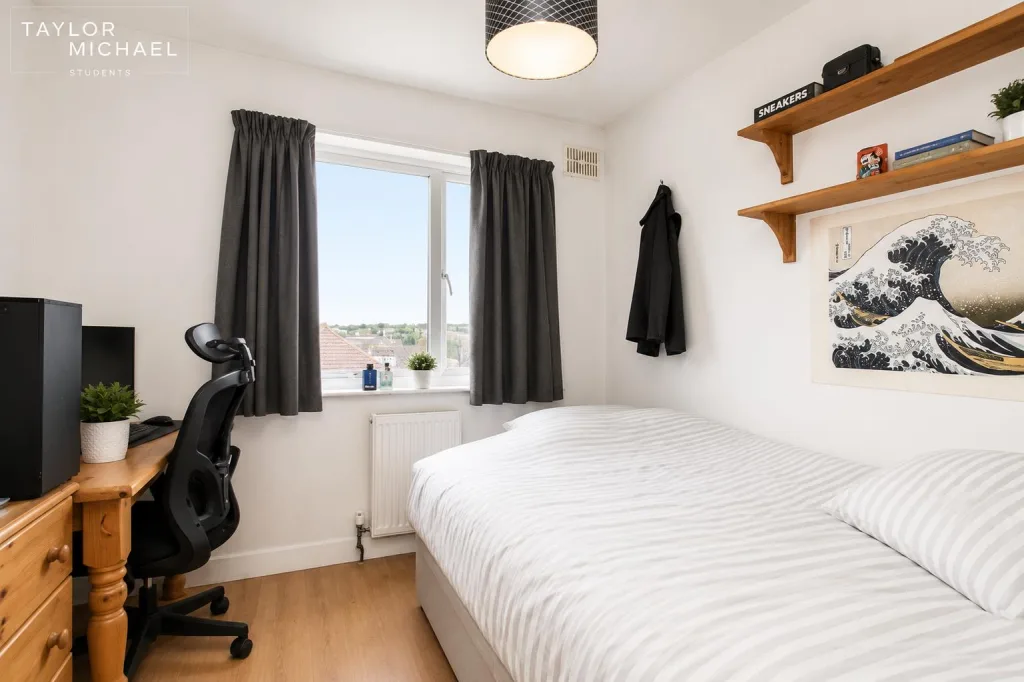 5 bedroom terraced house for rent