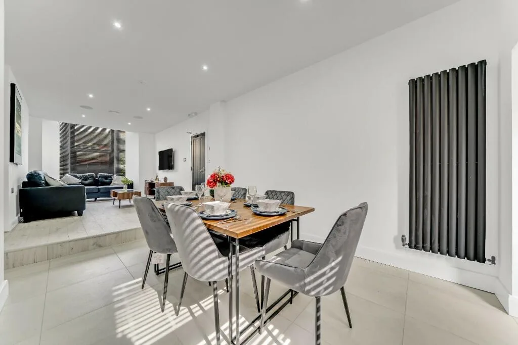 4 bedroom terraced house for rent