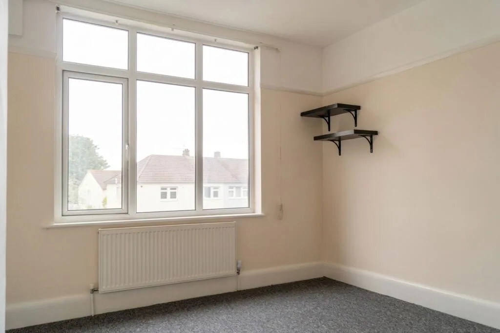 4 bedroom semi-detached house for rent