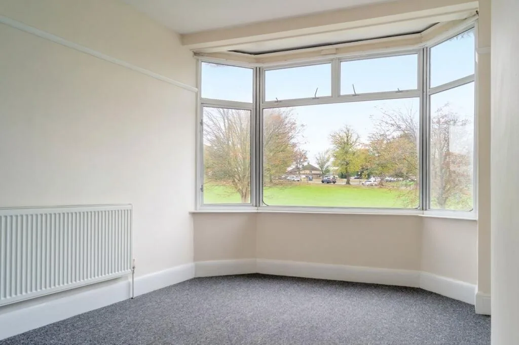 4 bedroom semi-detached house for rent
