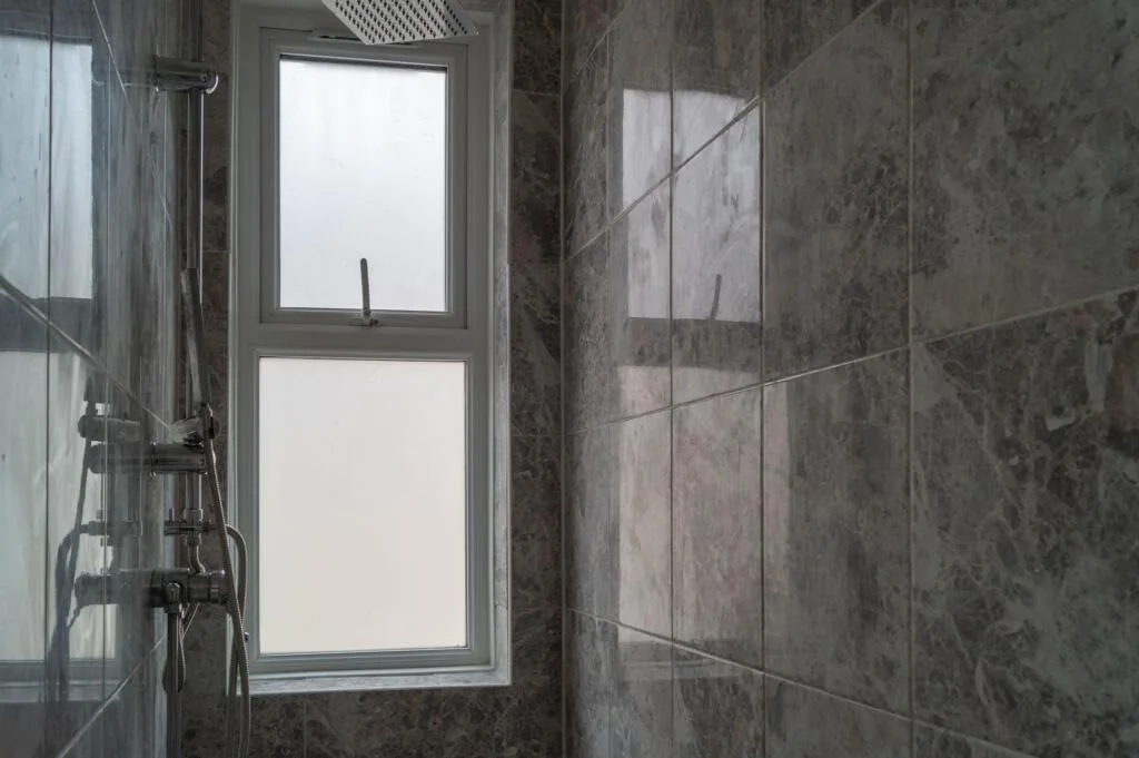 4 bedroom semi-detached house for rent